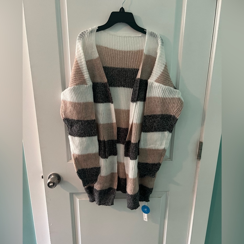 CUPSHE Cardigan Size Small